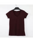 Wysokiej jakości dekolt w serek 15 bawełna w cukierkowym kolorze podstawowy T-shirt damski zwykły prosty T Shirt dla kobiet z kr