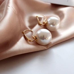 Carvejewl nowy przyjeżdża moda proste duże perły nausznice dla kobiet biżuteria koreański design eleganckie kolczyki imitacja pe