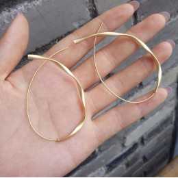 AOMU 2019 Handmade matowy Metal złoty srebrny geometryczny Twist Wave Line duży owalny spadek kolczyki dla kobiet dziewczyna Par