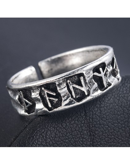 Moda punk Style Antique Retro biżuteria męska Viking pierścień kobieta czarny Amulet Vintage Norse Rune pierścienie dla kobiet m