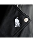 Adams family broszka jestem uśmiechnięta środa emalia pin twarde przypinki na klapę rysunek dziewczyna broche biżuteria akcesori