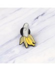 Bananowa emalia pin owoce w stylu kreskówki broszka broszka prezent dla przyjaciół klapa ze sprzączką śmieszne ubrania do biżute
