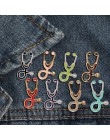 Kreatywny 18 style kolorowe broszki lekarz pielęgniarka stetoskop emalia szpilki medyczne Denim kurtki biżuteria do torebki przy
