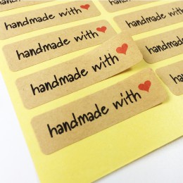 100 sztuk/partia "Hand made with heart" Kraft Paper Seal naklejki na ręcznie robione produkty Diy piekarnia Packsge etykiety sam