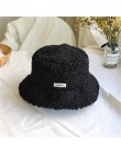 Zimowy kapelusz damski Teddy aksamitne ciepłe nauszniki rybak akcesoria do kapeluszy Retro Lamb aksamitna czapka Casual Versa ur