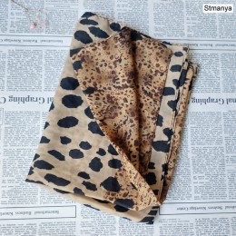 Kobiety szal szyfonowy 150*45cm cienki stylowy szalik nadruk z kotem Star Leopard szale i szale najlepszy prezent na imprezę 220