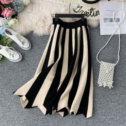 2019 New Arrival czarno-białe paski spódnice dla pań europejska spódnica w stylu hepburn vintage elegancka spódnica trzy czwarte