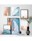 Morze plaża fala dziewczyna deska surfingowa ściana krajobrazowa płótno artystyczne malarstwo Nordic plakaty i druki zdjęcia ści